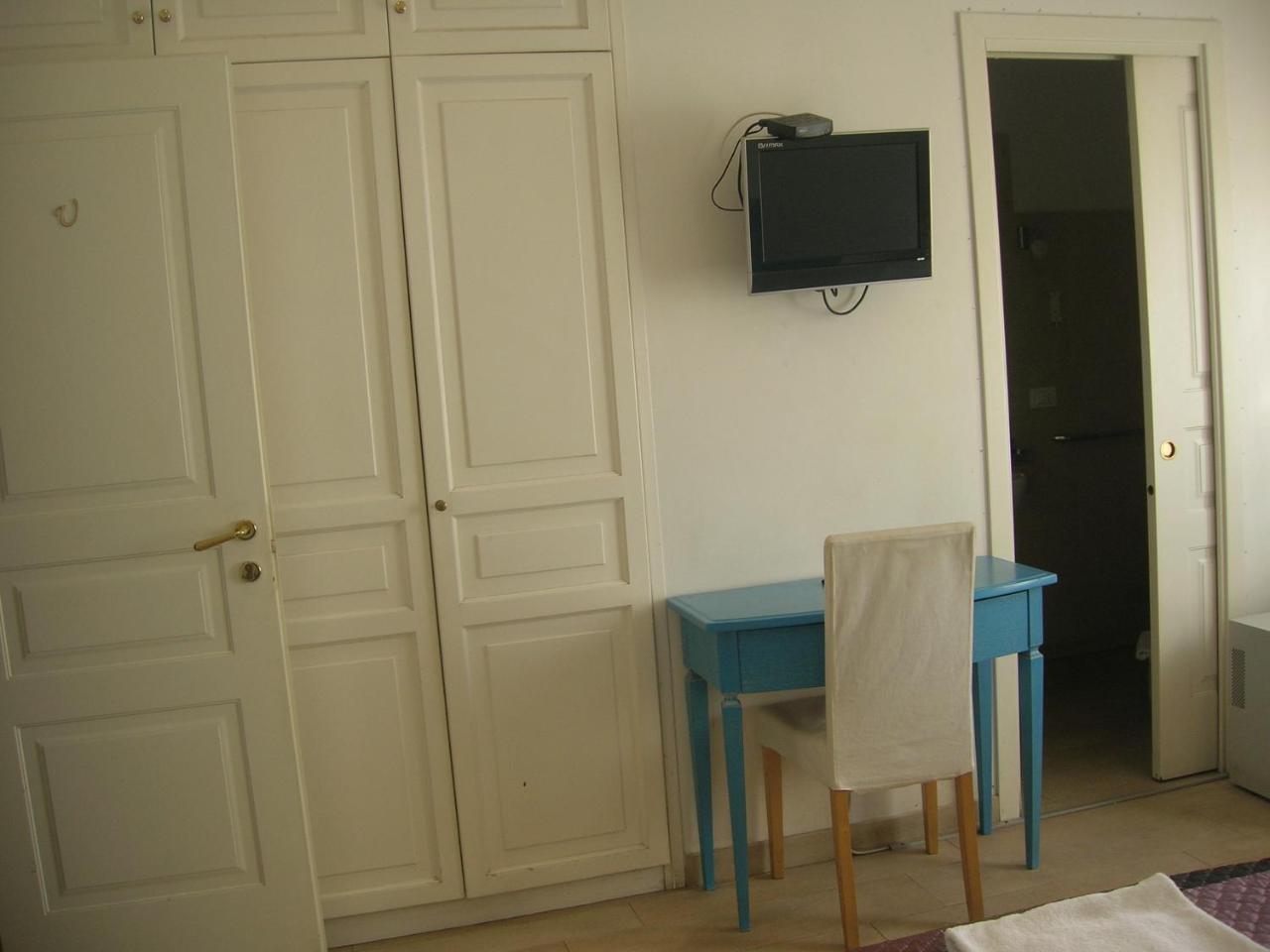 Light Inn Affittacamere Roma Ngoại thất bức ảnh
