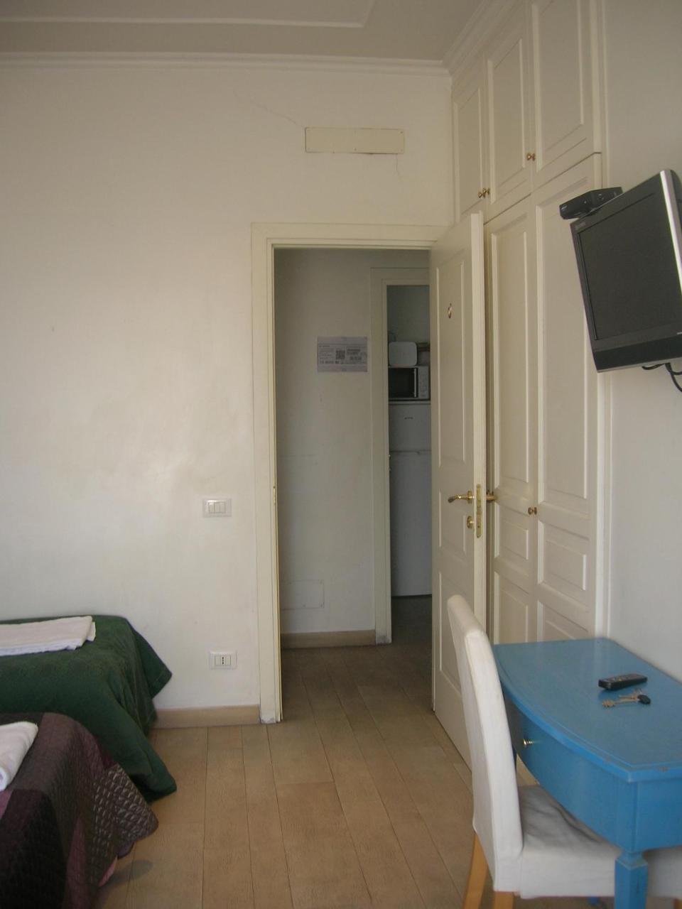 Light Inn Affittacamere Roma Ngoại thất bức ảnh