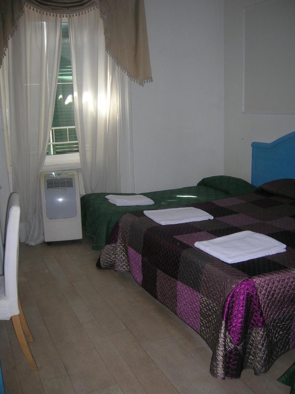 Light Inn Affittacamere Roma Ngoại thất bức ảnh